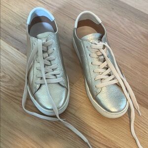 Ibiza Classic Sneaker in Platinum